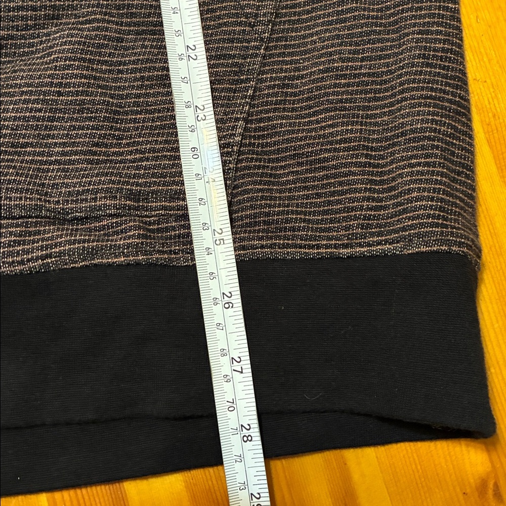 O'Neill Men's Brown & Black Hooded Striped Pullover - Picture 10 of 10
